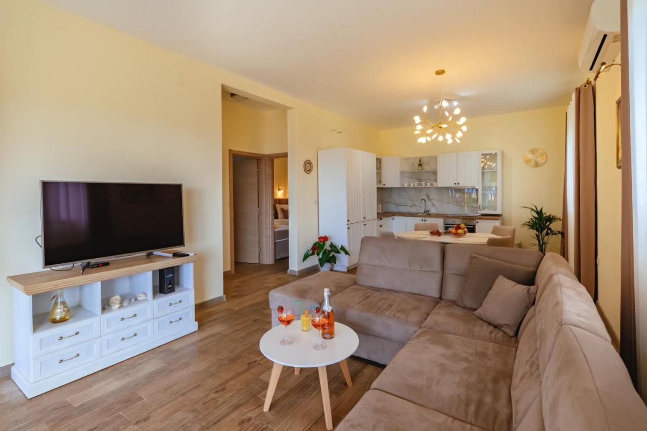 Holiday Home Sea Петровац Экстерьер фото