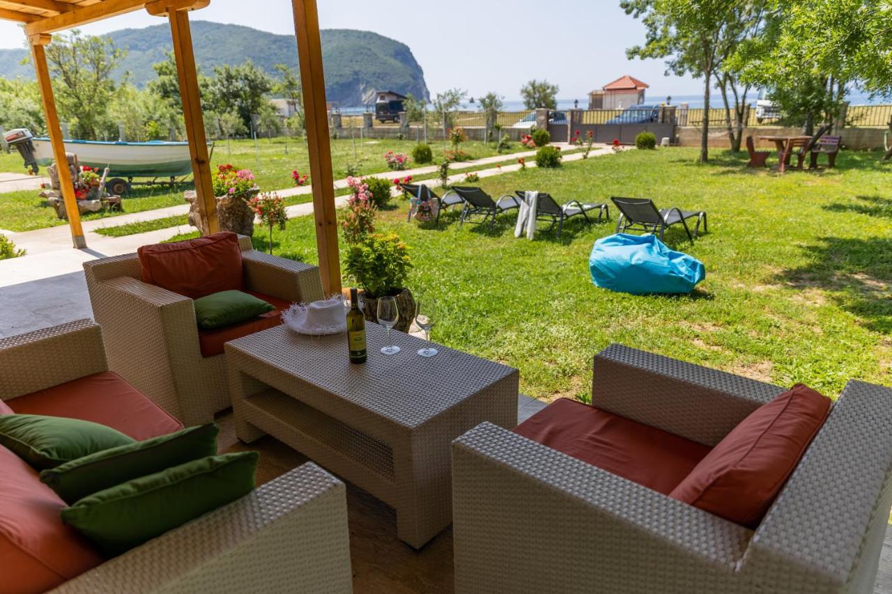 Holiday Home Sea Петровац Экстерьер фото