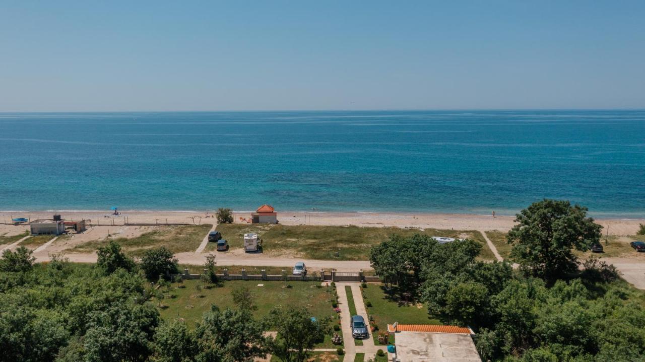 Holiday Home Sea Петровац Экстерьер фото